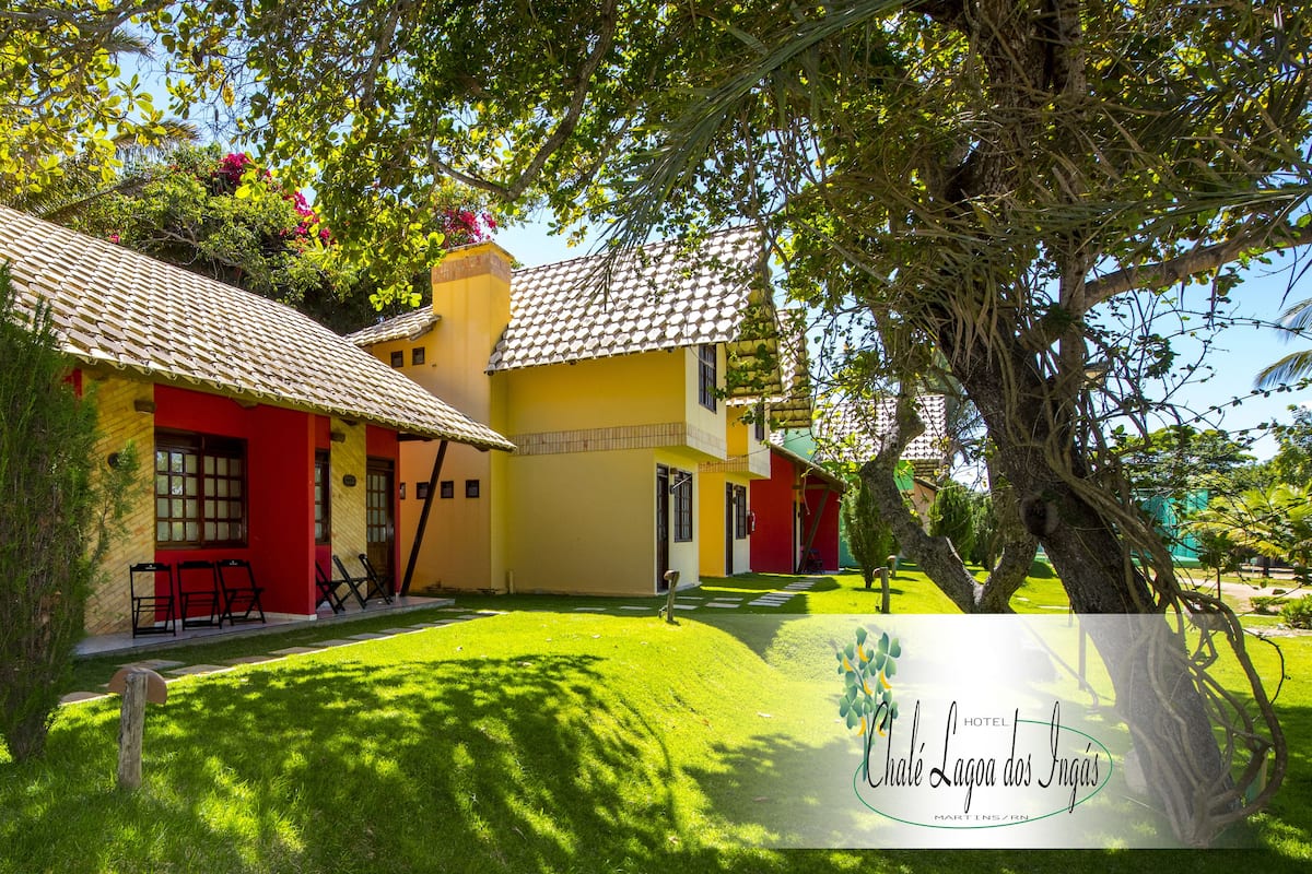 Standard Chalet, 1 King Bed, Non Smoking | 1 bedroom, minibar, desk, free WiFi