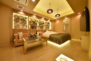 Luksus-dobbeltværelse | Premium-sengetøj, dundyner, individuelt design, mørklægningsgardiner