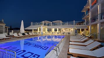 Piscina a l'aire lliure