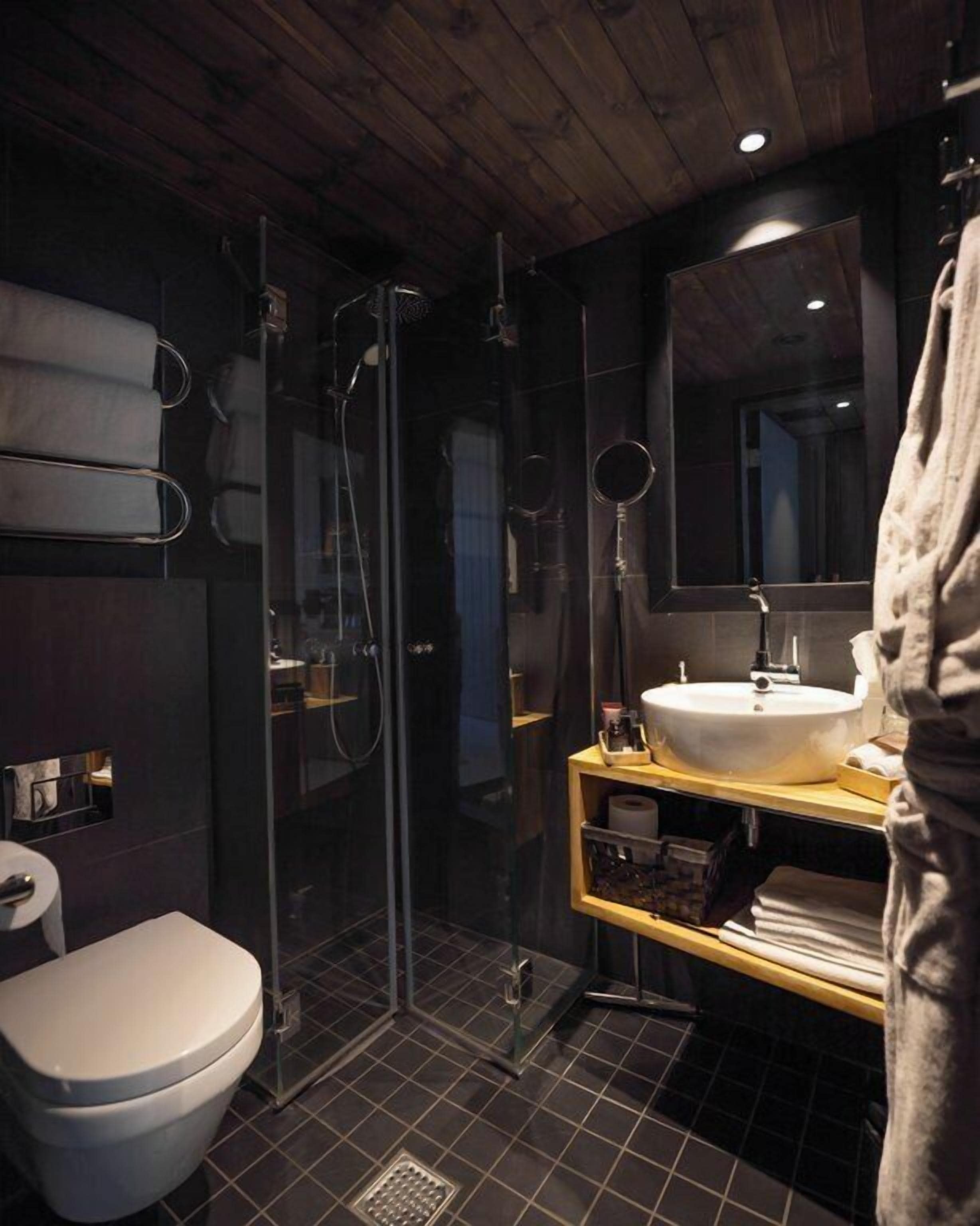 shower, rainfall showerhead, eco-friendly toiletries, hair dryer