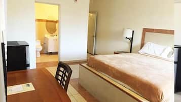 Ropa de cama de alta calidad, escritorio, cortinas opacas