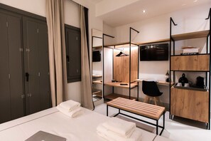 Deluxe Double Room, 1 King Bed, Non Smoking