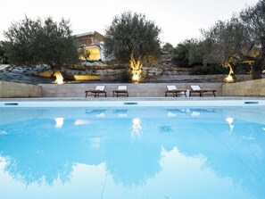 Seasonal outdoor pool, sun loungers - Helorus - Nocellara (Noto)