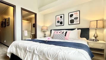 2 slaapkamers, een strijkplank/strijkijzer, wifi, beddengoed
