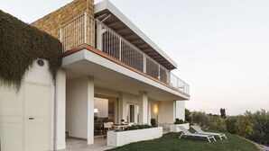 Exterior - Helorus - Zagara Bianca (Noto)