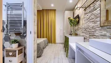 Minibar, in-room safe, blackout drapes, iron/ironing board