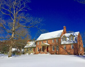 View from property - War Hill Inn (Williamsburg)