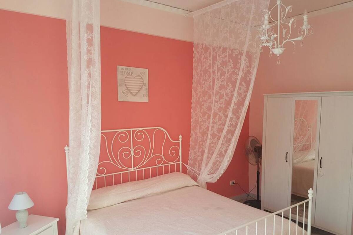 Desk, free cots/infant beds, rollaway beds, free WiFi