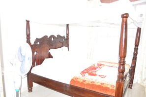 Room - Deira Hotel Ltd (Mukono)