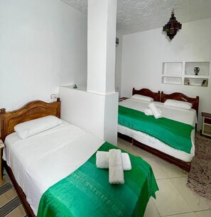 Egyptian cotton sheets, premium bedding, down duvets - La Casa Espanyola (Fes)