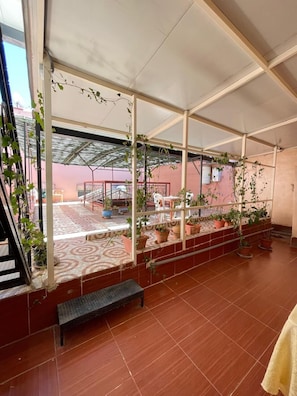 Shower, hair dryer, bathrobes, slippers