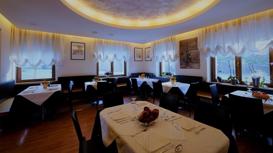 Albergo De March