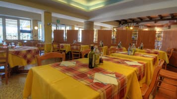 Servizio di pranzo e cena