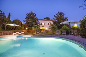 Seasonal outdoor pool - Villa Il Pino (Massa Lubrense)