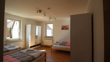 Apartemen, 4 kamar tidur (HR061-BW03) | 4 kamar tidur, Wi-Fi gratis, dan seprai linen