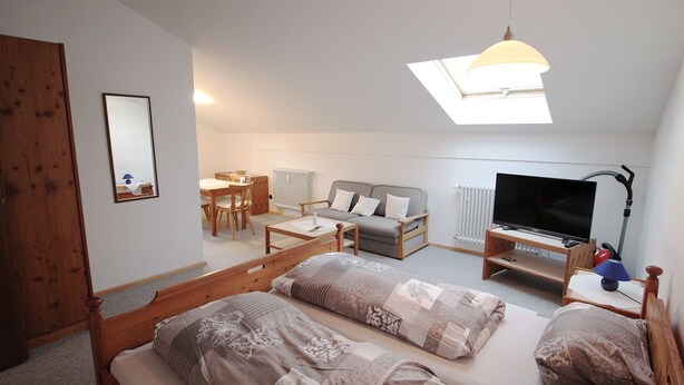 Apartment, 1 Bedroom (HR019-CH02) | 1 bedroom, free WiFi, bed sheets - Ferienwohnung Gschwendtnerhof (Aschau im Chiemgau)