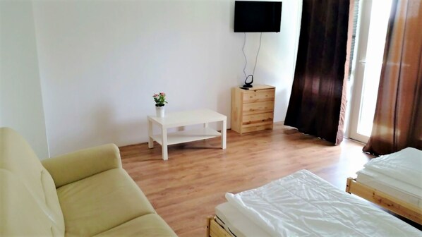 Apartment, 1 Bedroom (HR032-DM4) | 1 bedroom, free WiFi, bed sheets