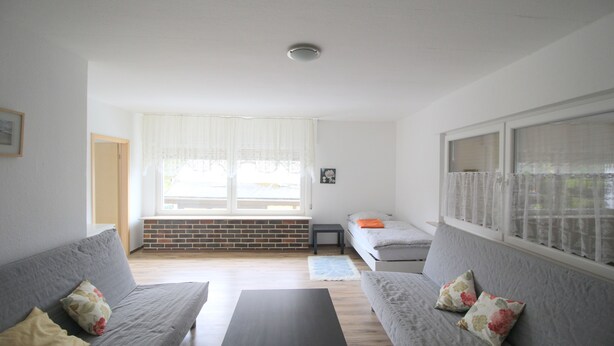 Apartment, 1 Bedroom (HR034-E06) | Living area | TV - Ferienwohnung Eitorf (Eitorf)