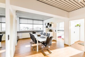 In-room dining - Ferienwohnungen Frechen Marsdorf (Cologne)