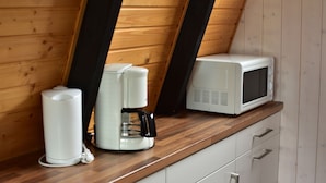 Casa, 2 quartos (HR041-FFHaus042) | Cozinha privada | Cafeteira/chaleira, geladeira, micro-ondas, fogão