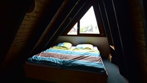 Casa, 2 quartos (HR041-FFHaus042) | 2 quartos, Wi-Fi de cortesia, roupa de cama