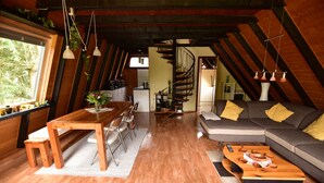 House, 2 Bedrooms (HR042-FFHaus74) | Living area - Feriendorf Freilingen 74 (Blankenheim)
