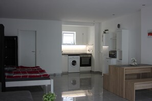 Apartment (HR055-KL01) | Living area | TV