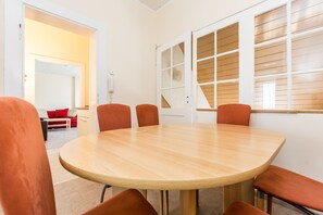 Essbereich im Zimmer