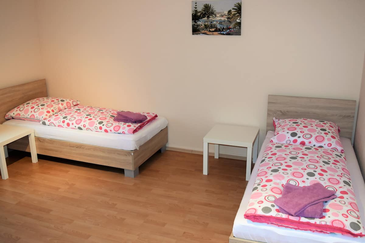 Apartment, 2 Bedrooms (HR058-L06) | WiFi (free), bed sheets