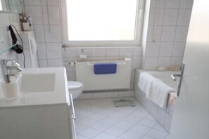 アパートメント 2 ベッドルーム (HR064-MZ01) | バスルーム | タオル