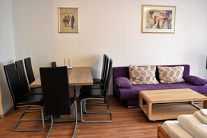 Apartment, 1 Schlafzimmer (HR070-NE03) | Wohnbereich
