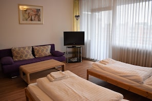 Apartment, 1 Bedroom (HR070-NE03) | Free WiFi, bed sheets