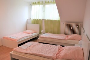 Apartment, 2 Schlafzimmer (HR071-NE04) | 2 Schlafzimmer, kostenloses WLAN, Bettwäsche