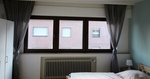 Apartment, 4 Schlafzimmer (HR073-NI02)