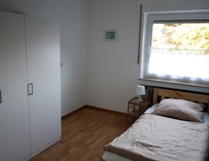 Apartment, 4 Schlafzimmer (HR073-NI02) | Kostenloses WLAN, Bettwäsche