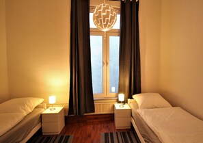 Apartemen, 3 kamar tidur (HR074-OB01) | Wi-Fi gratis dan seprai linen