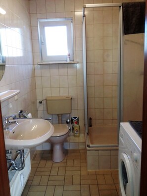 Apartment, 1 Bedroom (HR077-OB06) | Bathroom | Towels - Apartment Oldenburg Kreyenbrück (Oldenburg)