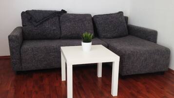 Apartemen, 1 kamar tidur (HR077-OB06) | Ruang keluarga | TV