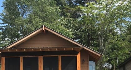 Riverbay Adventure Inn
