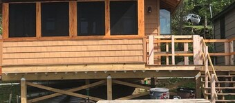 Riverbay Adventure Inn