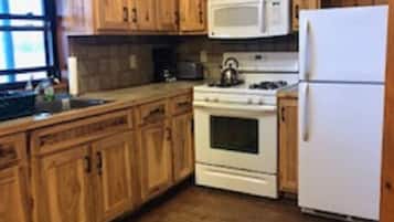 Premium Cottage (#7) | Free WiFi