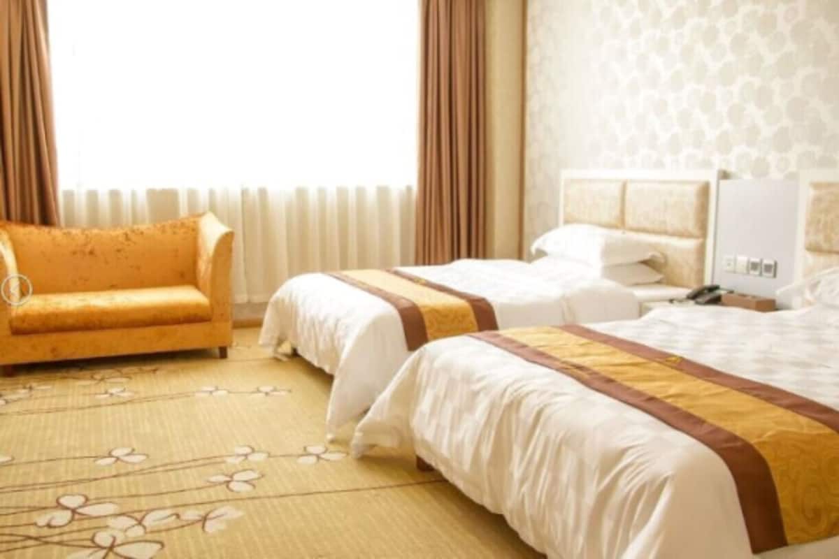 Desk, blackout curtains, rollaway beds, free WiFi