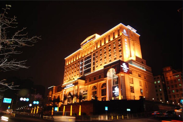 Exterior - Eastern Banshan Hotel (Shenzhen)