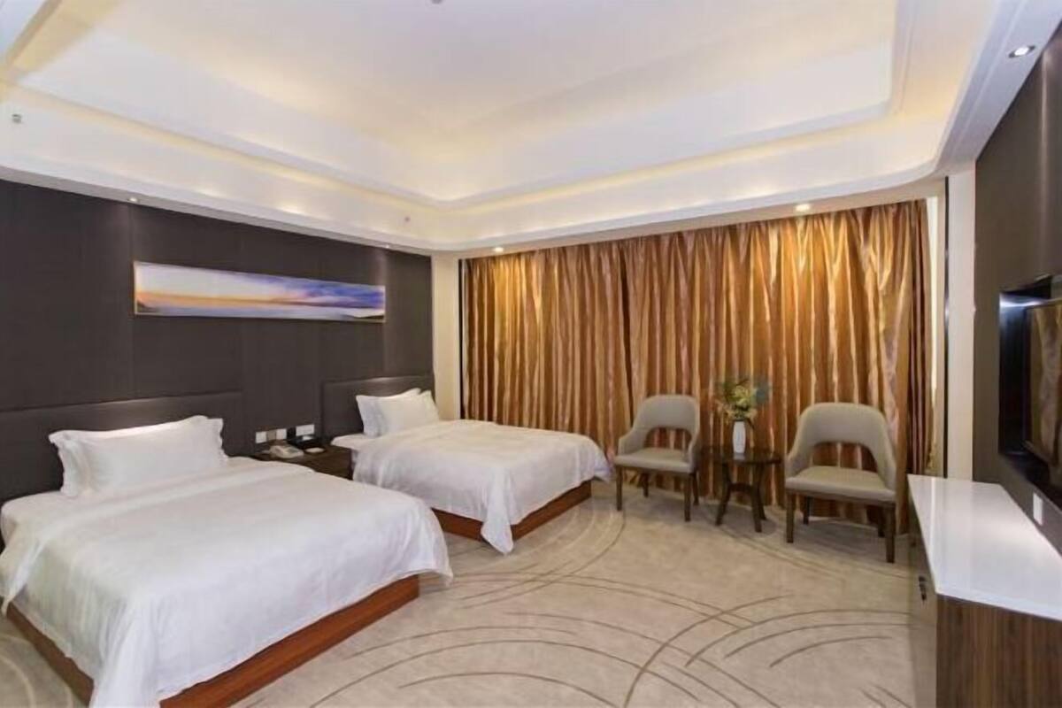 In-room safe, desk, blackout drapes, iron/ironing board (on request)