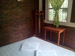 Free WiFi, bed sheets, wheelchair access