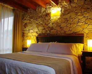 In-room safe, desk, blackout curtains, free WiFi
