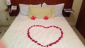 Chambre Premium, non-fumeurs | Literie de qualité supérieure, bureau, rideaux occultants