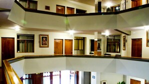 Unclassified image, 5 of 35, button - Hotel Continental (Cajamarca)