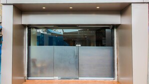 Exterior detail - Airport Dormitory (Mumbai)