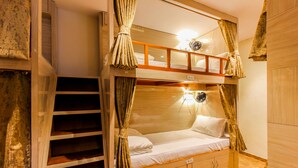 Deluxe Shared Dormitory, Non Smoking | In-room safe, WiFi (free), bed sheets - Airport Dormitory (Mumbai)